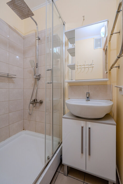 Екатеринбург, ул. Латвийская, 58/2 (Компрессорный) - фото квартиры (9)