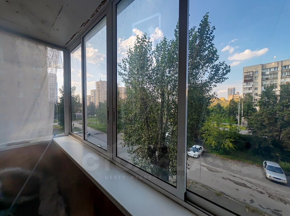 Екатеринбург, ул. Крауля, 13 (ВИЗ) - фото комнаты (5)