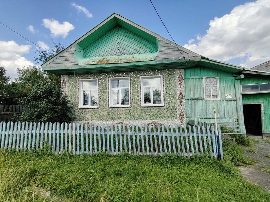 поселок городского типа Верхние Серги, ул. Пролетарская, 29 (городское поселение Верхнесергинское) - фото дома (2)