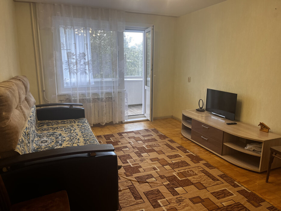 Екатеринбург, ул. Академика Бардина, 30 (Юго-Западный) - фото квартиры (2)