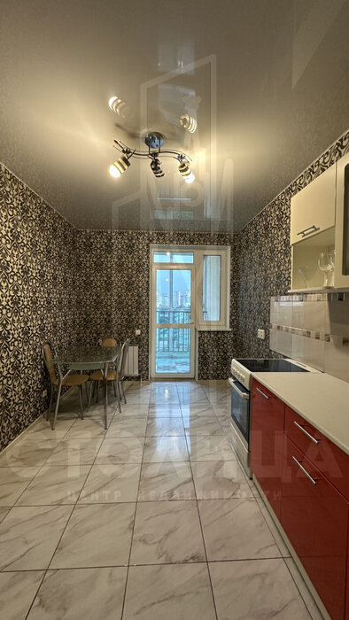 Екатеринбург, ул. Громова, 28 (Юго-Западный) - фото квартиры (1)