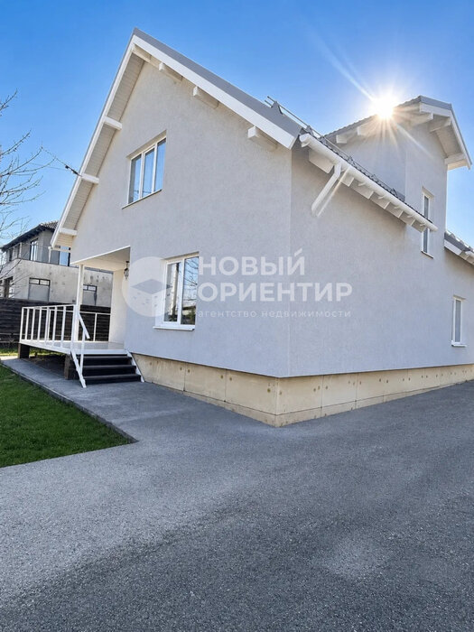 с. Косулино, городской округ Белоярский, Тюменское направление, 28км., ул.Ленина, 62Г (Выберите район) - фото дома (8)