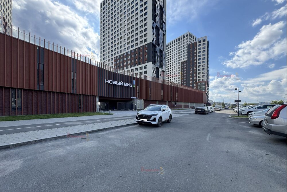 Екатеринбург, ул. Металлургов, 63/5 (ВИЗ) - фото торгового помещения (8)