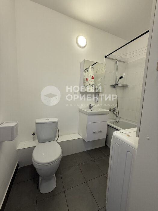 Екатеринбург, ул. Академика Ландау, 49 (Академический) - фото квартиры (13)