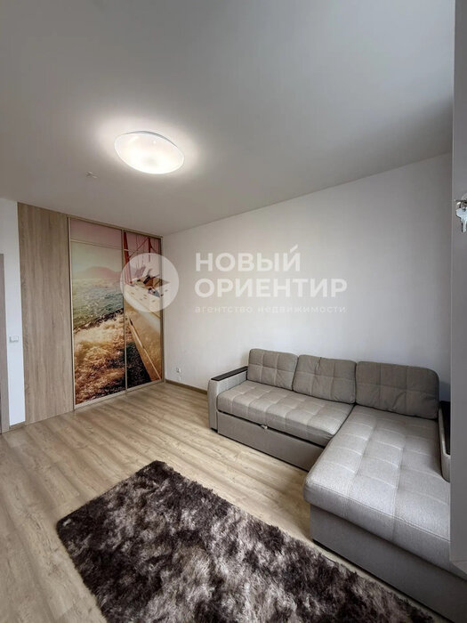 Екатеринбург, ул. Академика Парина, 38 (Академический) - фото квартиры (2)