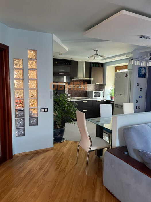 Екатеринбург, ул. Мамина-Сибиряка, 54 (Центр) - фото квартиры (1)