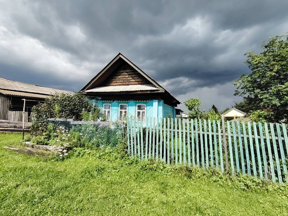 поселок городского типа Верхние Серги, ул. Пролетарская, 25 (городское поселение Верхнесергинское) - фото дома (2)