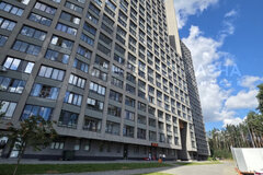 Екатеринбург, ул. микрорайон Светлый, 5 (Уктус) - фото торгового помещения