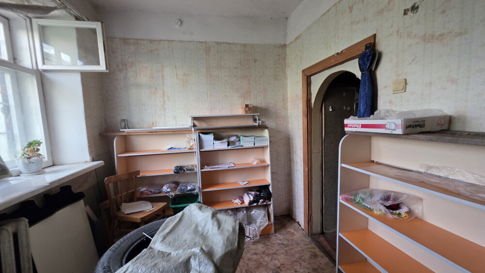 п. Монетный, ул. Лермонтова, 22 (городской округ Березовский) - фото торгового помещения (11)