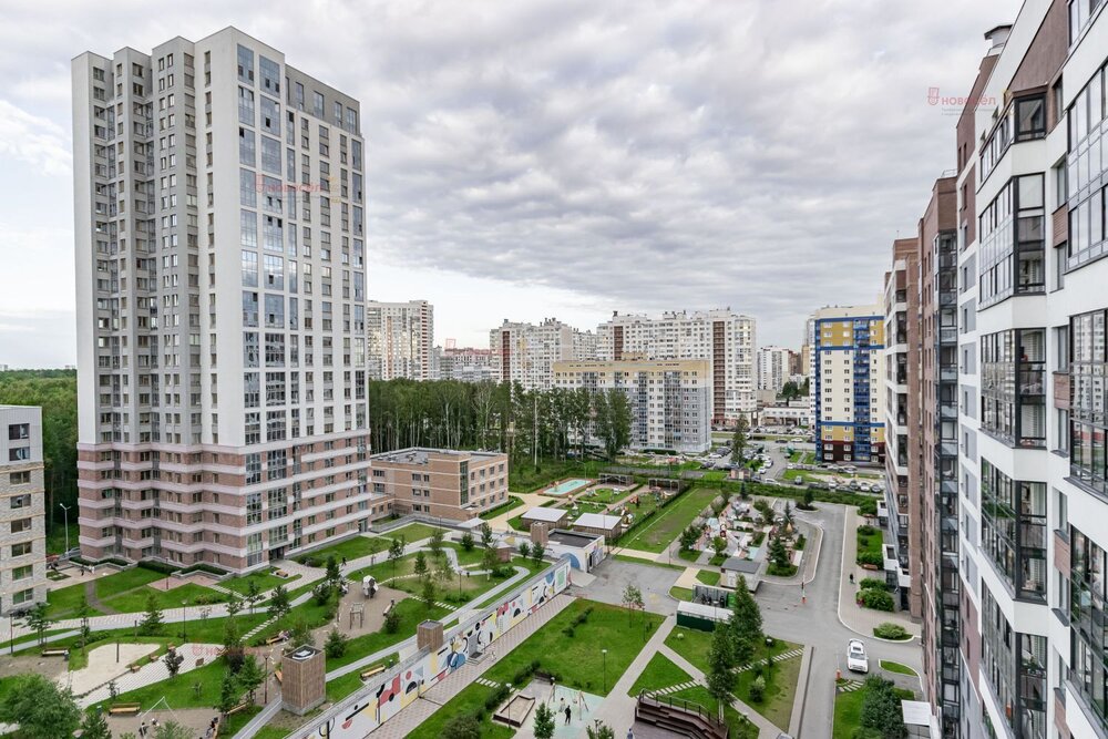 Екатеринбург, ул. Краснолесья, 54 (УНЦ) - фото квартиры (2)