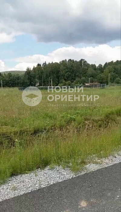 с. Тарасково, ул. Ленина, 15 (городской округ Новоуральский) - фото земельного участка (1)