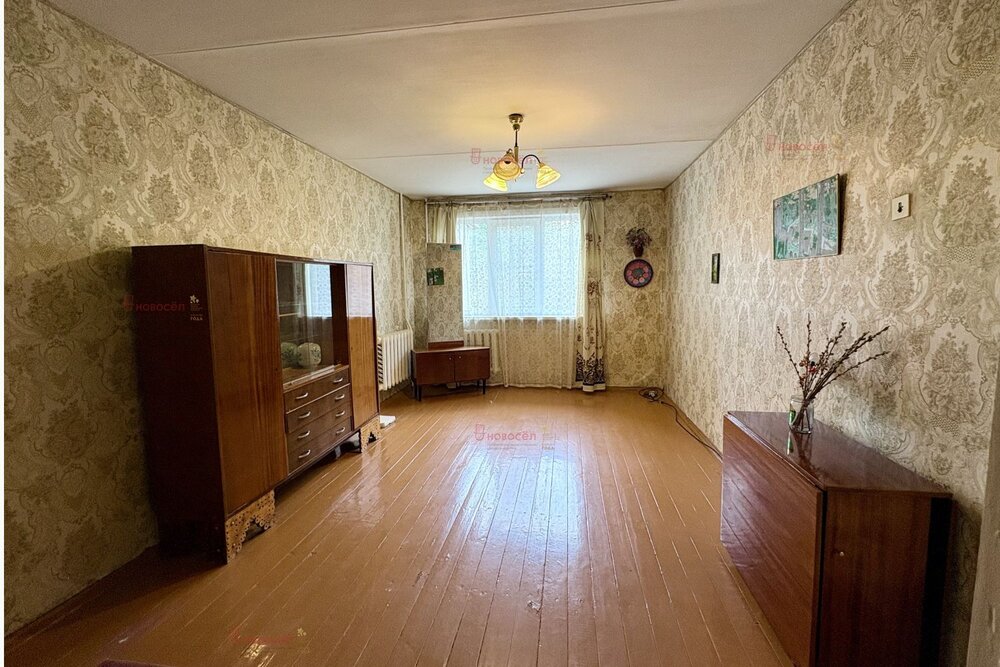г. Первоуральск, ул. Емлина, 6 (городской округ Первоуральск) - фото квартиры (4)