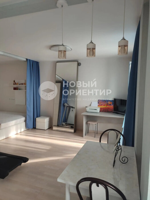 Екатеринбург, ул. Восточная, 23а (Шарташский рынок) - фото квартиры (1)