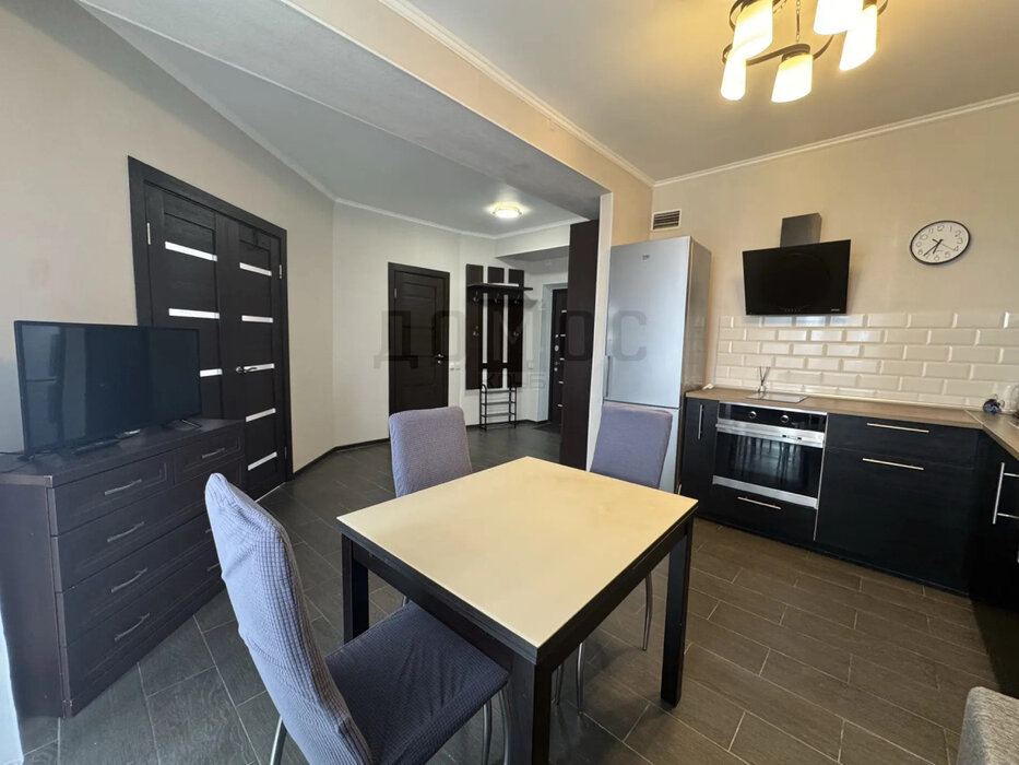 Екатеринбург, ул. Громова, 28 (Юго-Западный) - фото квартиры (10)