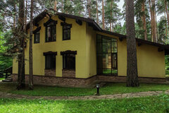 п. Верхняя Сысерть, ул. Юбилейный, 30 (городской округ Сысертский) - фото коттеджа