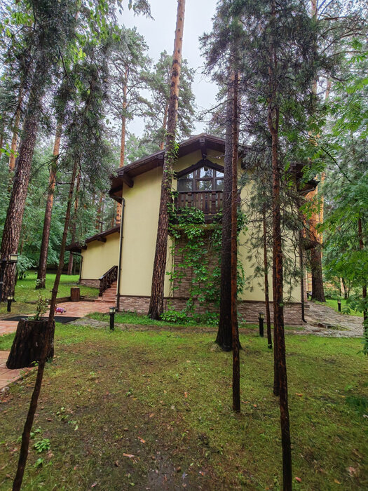 п. Верхняя Сысерть, ул. Юбилейный, 30 (городской округ Сысертский) - фото коттеджа (4)