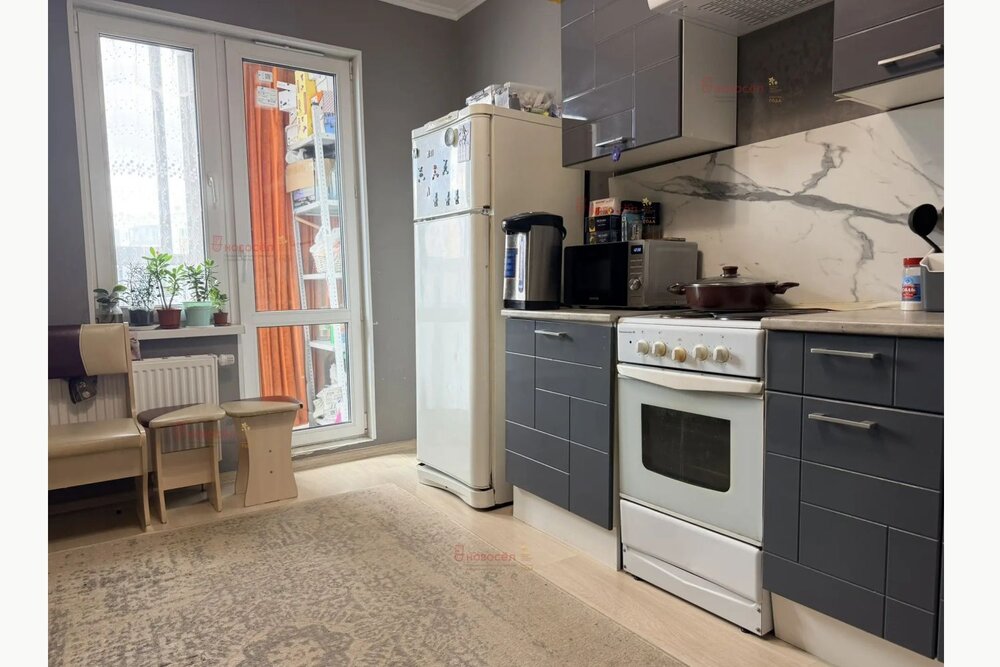 Екатеринбург, ул. Евгения Савкова, 44/б (Широкая речка) - фото квартиры (10)