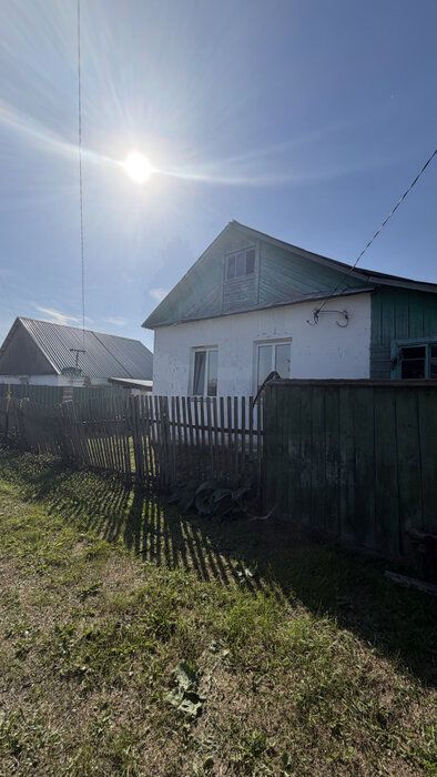 г. Камышлов, ул. Томина, 12 (городской округ Камышловский) - фото дома (2)