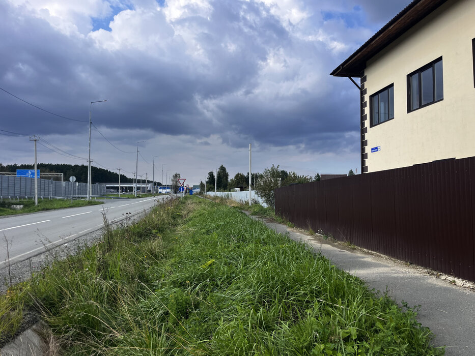 Екатеринбург, снт. Ласточка-2 , уч. 77 (М.Исток) - фото сада (6)