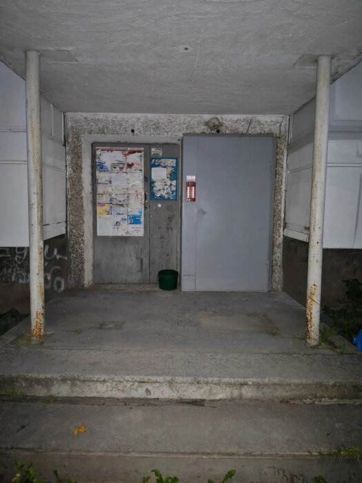 г. Первоуральск, ул. Трактовая, 35 (городской округ Первоуральск) - фото квартиры (15)