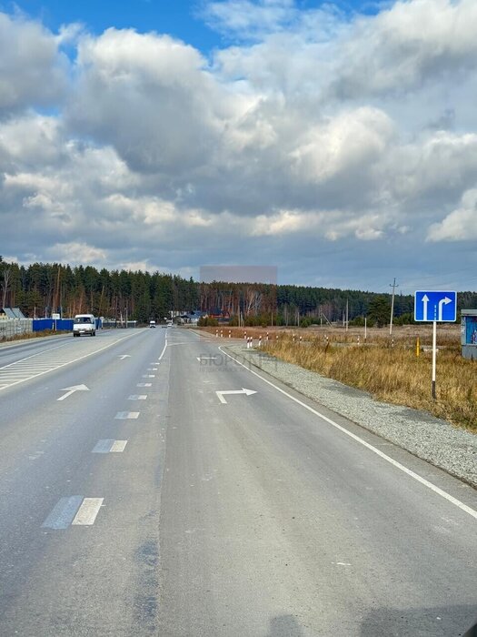 п. Полевой, ул. Челябинский тракт, 25-й км ул., 2 (городской округ Сысертский) - фото склада (3)