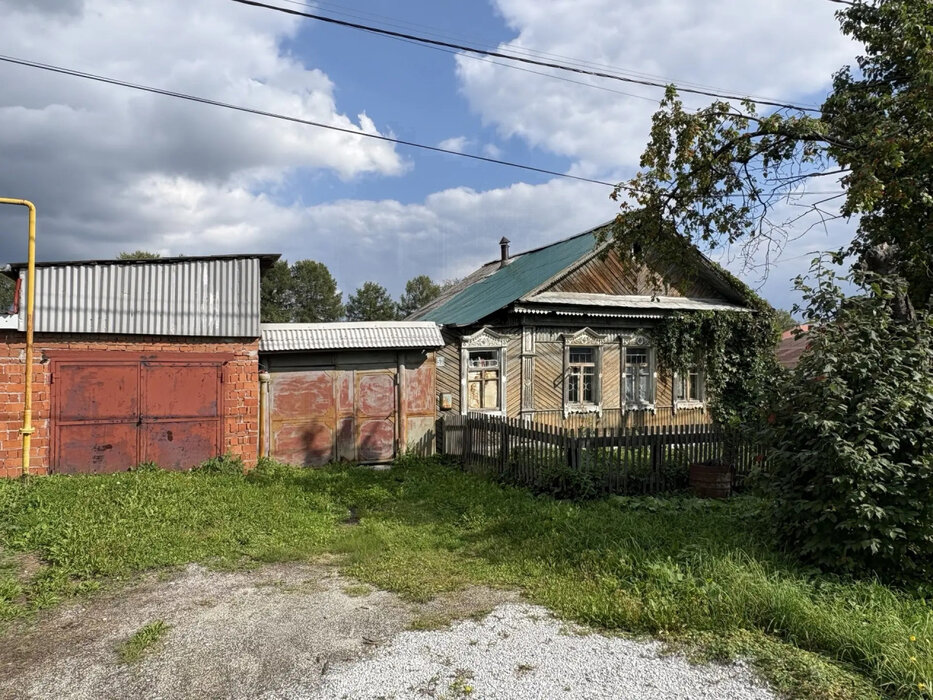 г. Среднеуральск, ул. Ленина, 57 (городской округ Среднеуральск) - фото дома (2)