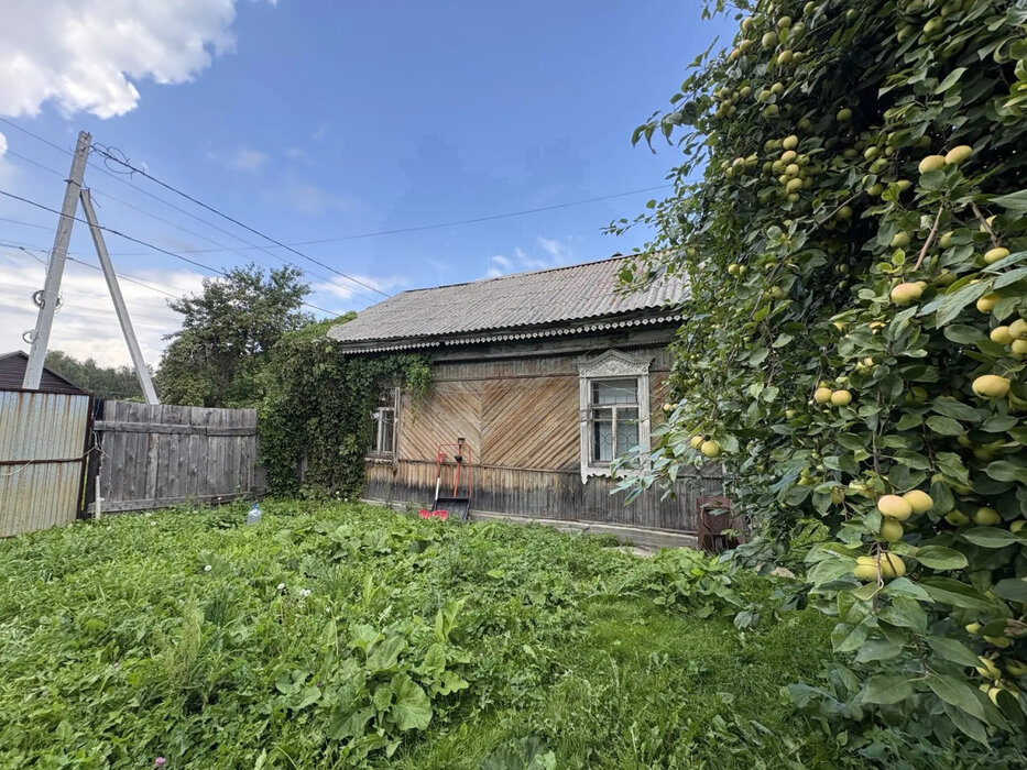 г. Среднеуральск, ул. Ленина, 57 (городской округ Среднеуральск) - фото дома (3)