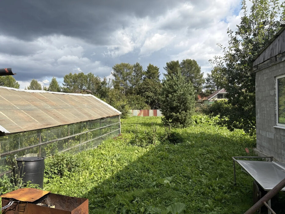 г. Среднеуральск, ул. Ленина, 57 (городской округ Среднеуральск) - фото дома (6)