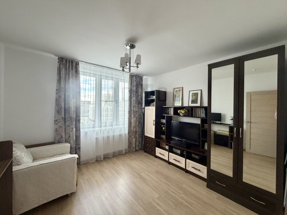 Екатеринбург, ул. Академика Парина, 41 (Академический) - фото квартиры (1)