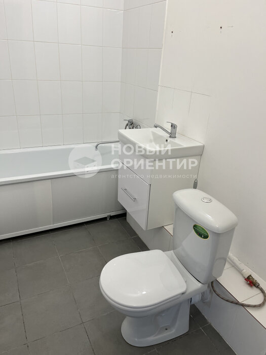 Екатеринбург, ул. Академика Ландау, 49 (Академический) - фото квартиры (10)
